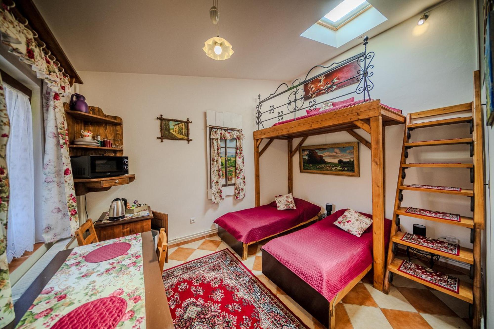 Villafilippa Kresetice Экстерьер фото
